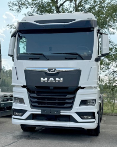 MAN TGX3 GX “Individual” Spezial Sonnenblende