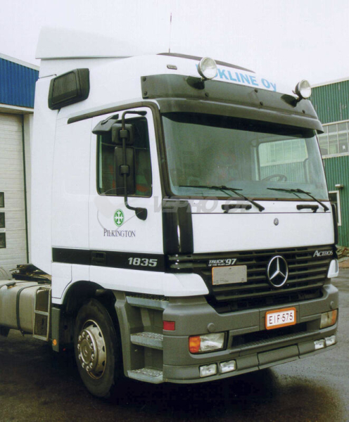 MB Actros MP I Sonnenblende für Hochdach/MegaSpace