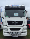 MAN TGA/TGX “XXL” Spezial Sonnenblende inkl. 4x Ausschnitte für Scheinwerfer